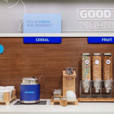 Holiday Inn Express Hotel & Suites Plainview By Ihg Luaran gambar