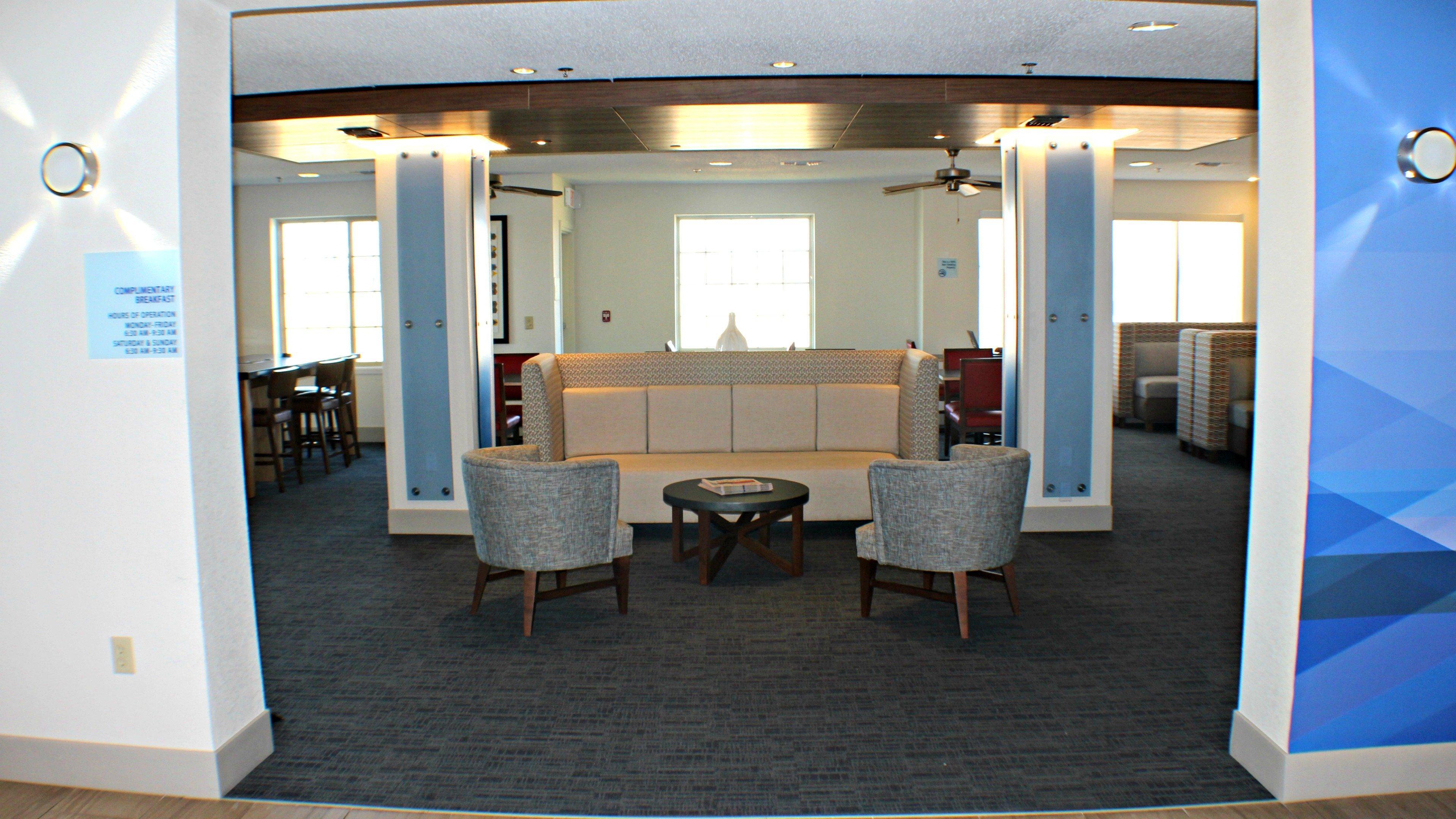 Holiday Inn Express Hotel & Suites Plainview By Ihg Luaran gambar